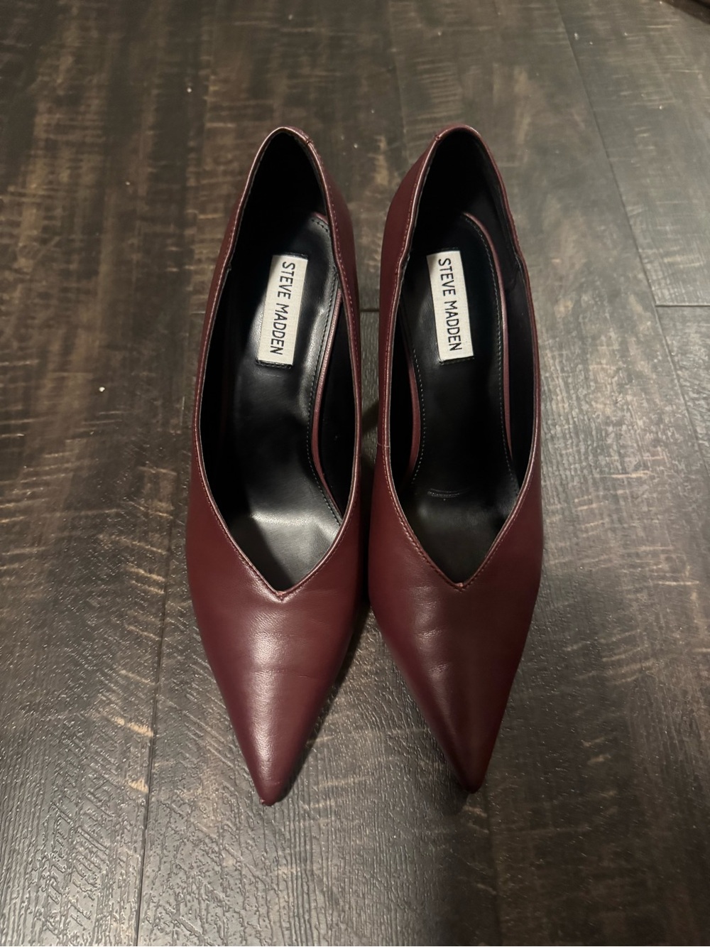 Steve Madden Women’s Burgundy Cristen Pointed Toe Pump